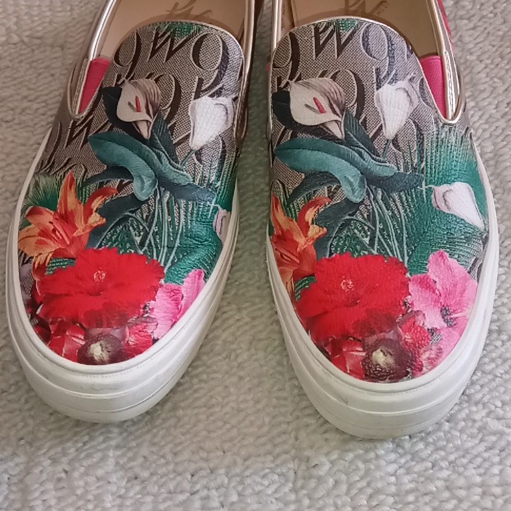 Womens Nine West slip on leather floral shoes, pre loved condition, size 8M - Picture 8 of 8